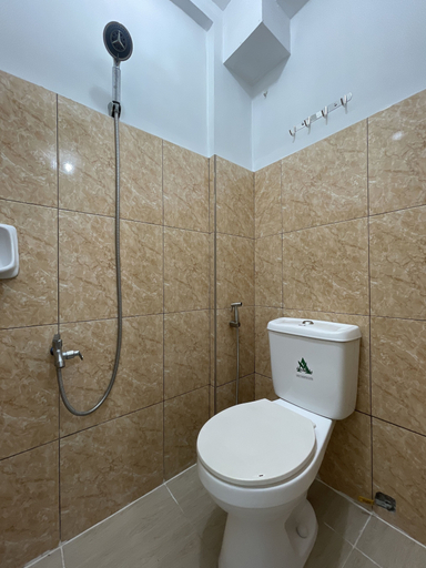 Bathroom 5, Lawton Residences powered by Cocotel, Taguig