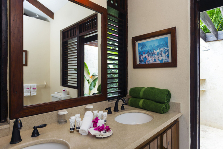 Bathroom 5, Stonefield Villa Resort