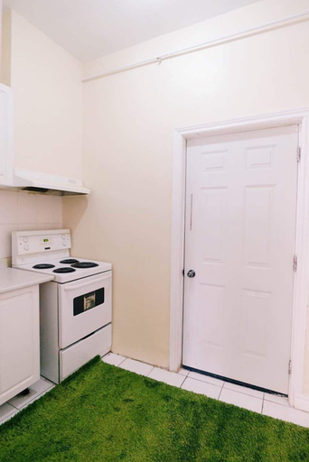 Others 4, 2 Bedroom Apartment near Kensington Market - Unit 10, Toronto