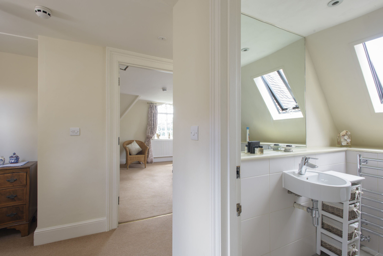 Bathroom 3, Sissinghurst Castle Farmhouse, Kent