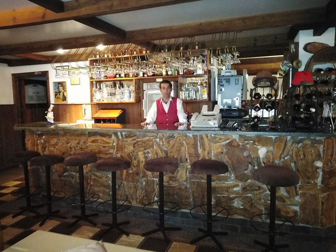 Food & Drinks 5, Mon Refuge Auberge, Bcharre