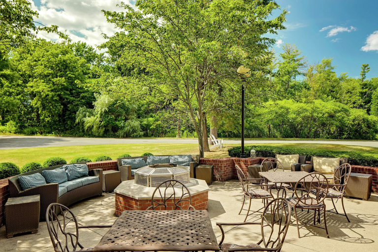 Food & Drinks 5, Hilton Garden Inn Albany Airport, Albany