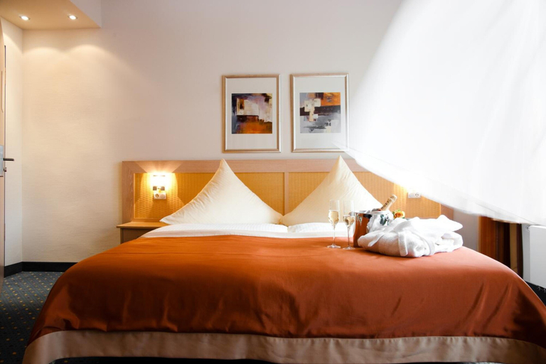Bedroom 3, Hotel von Euch, Emsland