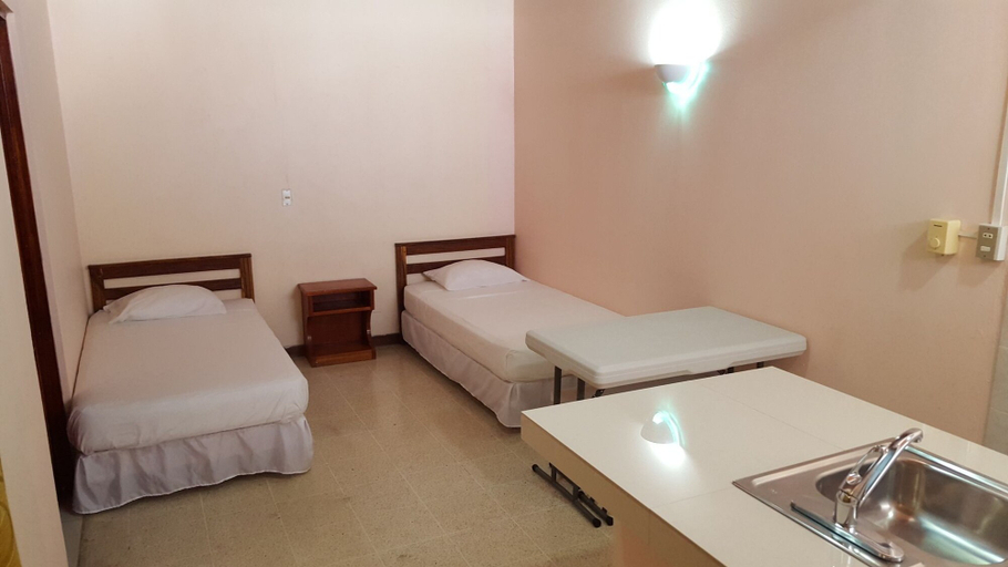 Bedroom 4, Hotel Primavera, Liberia
