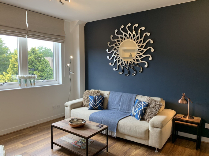 Others 1, The Courtyard, Windsor, 2 Beds, Slough