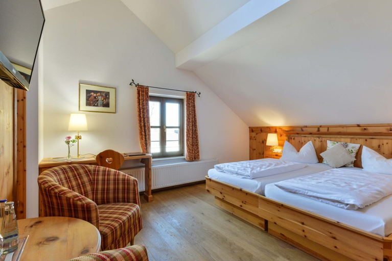 Bedroom 4, Landgasthof zum Erdinger Weissbrau, Rosenheim
