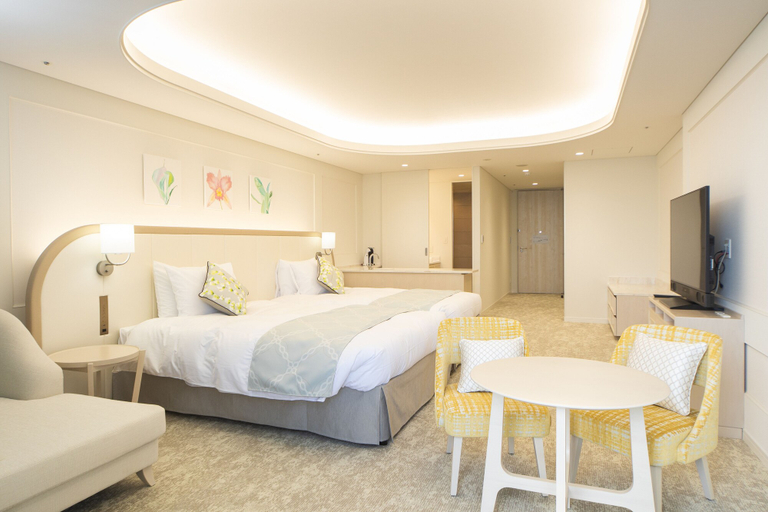 Bedroom 2, Karatsu Seaside Hotel, Karatsu