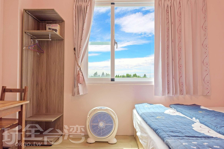 Bedroom 4, Penghu Colorfish Homestay, Penghu