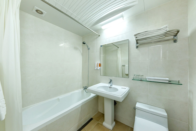 Bathroom 4, Hotel Samhaein, Jeju