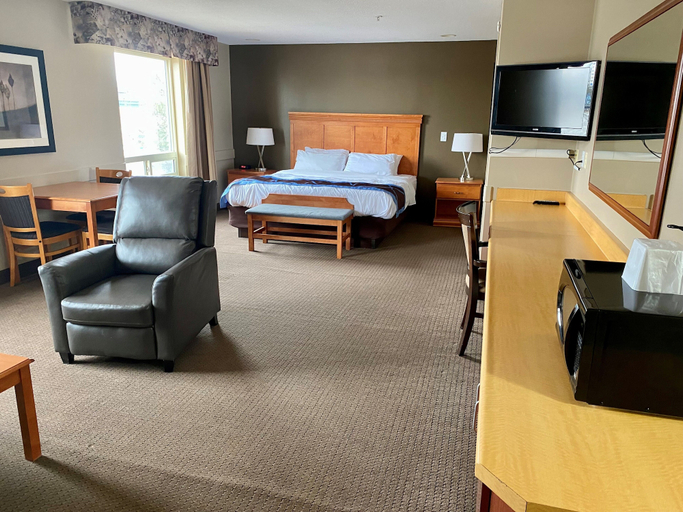Others 5, Super 8 by Wyndham Edmonton South, Division No. 11