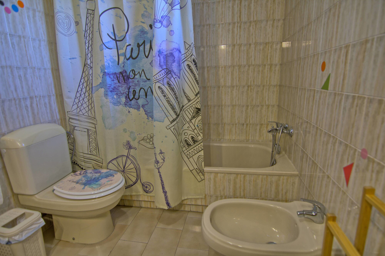 Bathroom 3, Casa Butiplaya, Málaga