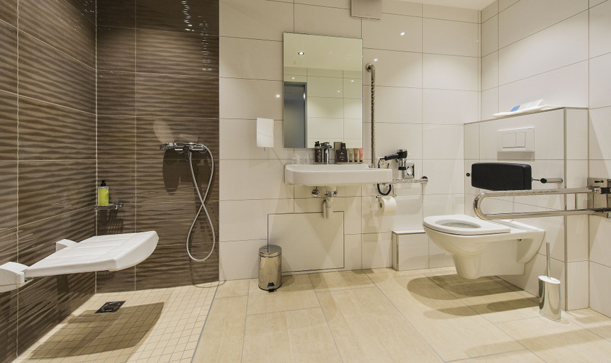 Bathroom 4, TOP SeminarHotel am Aegerisee Unteraegeri, Zug
