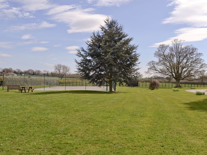 Others 5, The Grange, Lincolnshire