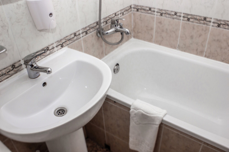 Bathroom 3, Brigantina, Gelendzhik gorsovet