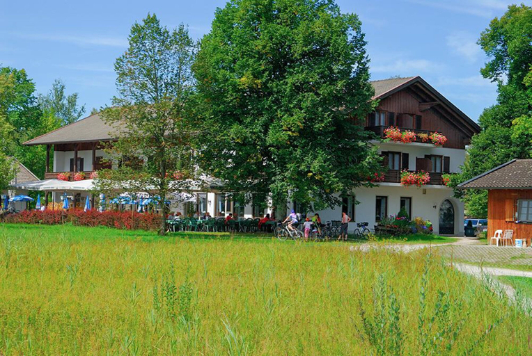 Exterior & Views 2, Zum Fischer am See, Rosenheim