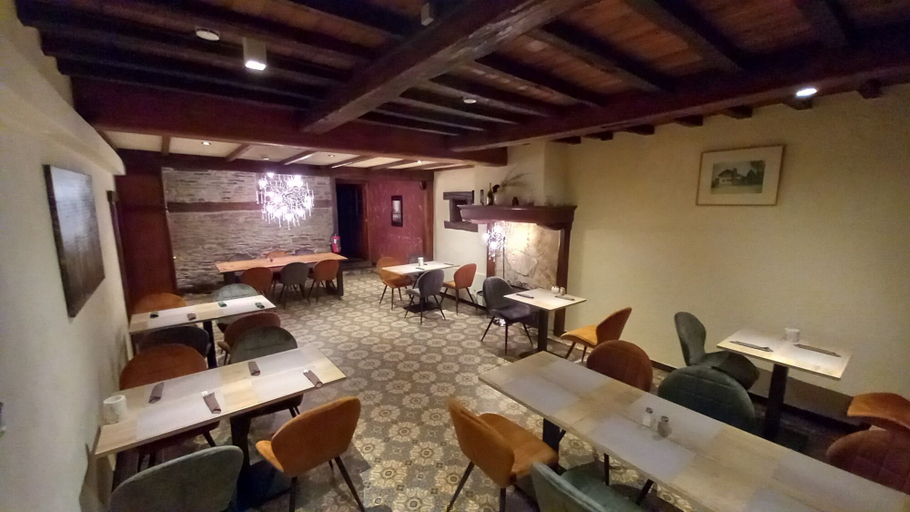 Food & Drinks 4, Hotel-au-central, Namur