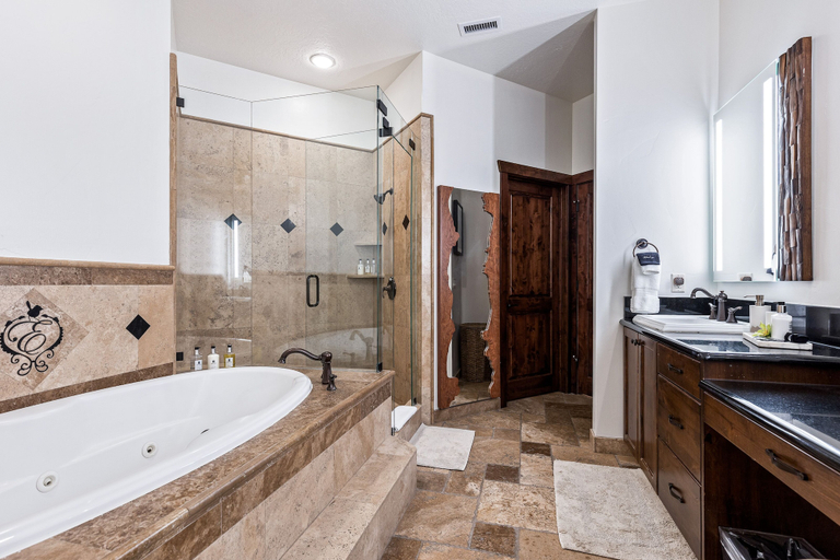 Bathroom 5, Uinta Penthouse, Summit