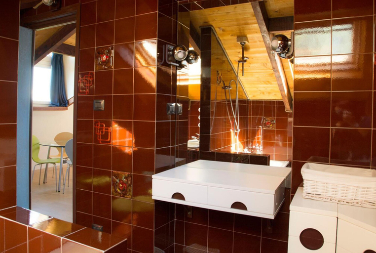 Bathroom 5, B&B Casa Danoi, Cuneo