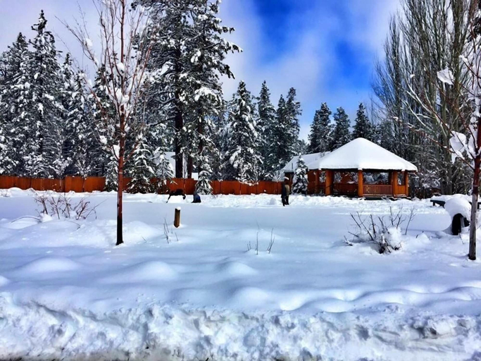 Exterior & Views 1, Bear Creek Resort, San Bernardino