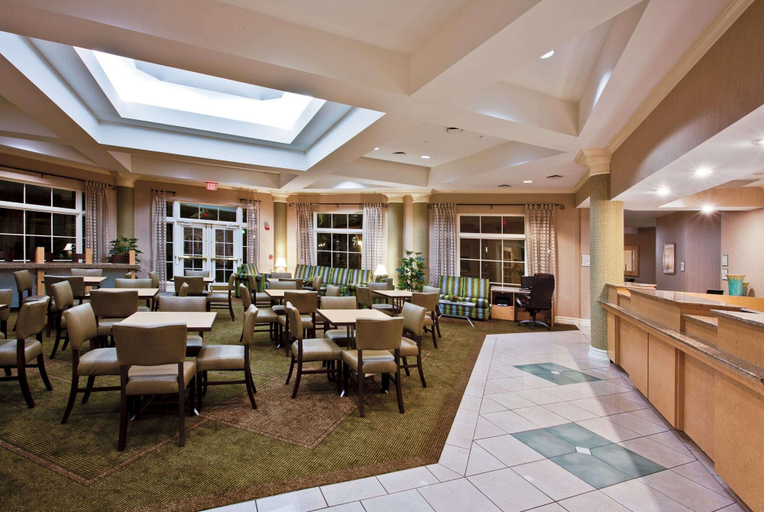 Food & Drinks 5, La Quinta Inn & Suites by Wyndham USF (Near Busch Gardens), Hillsborough