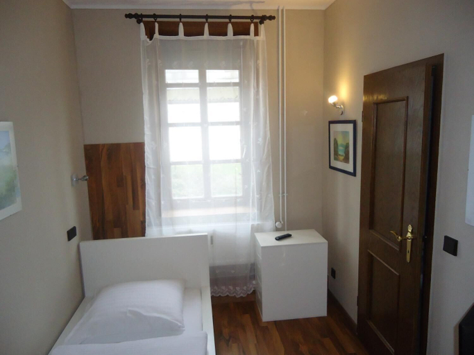 Bedroom 4, Hotel Die Börse, Wolfsburg