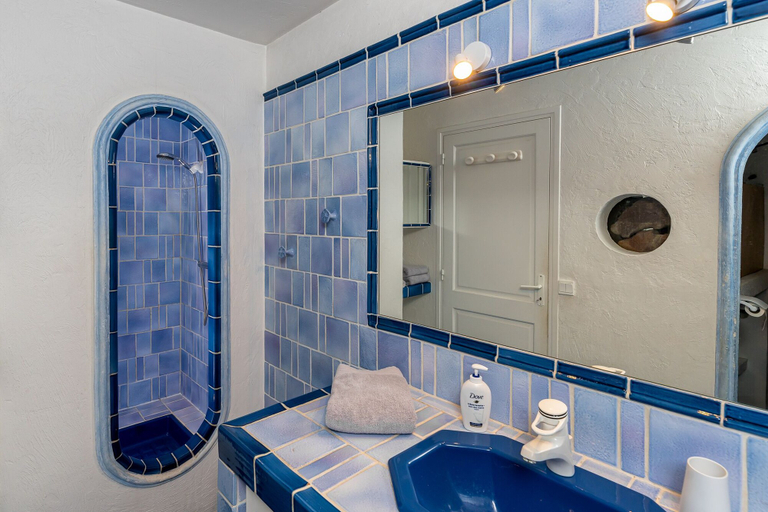 Bathroom 3, Maison Carles BnB, Alpes-Maritimes