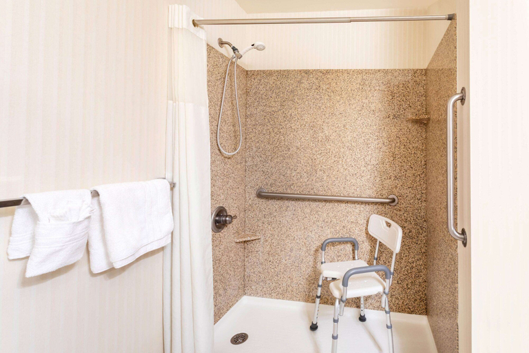 Bathroom 4, Baymont by Wyndham Fort Morgan, Morgan