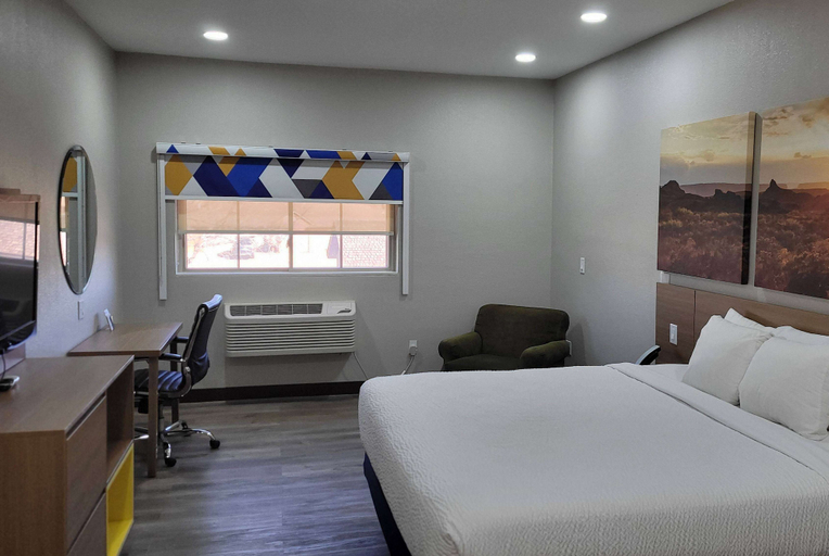 Bedroom 3, Days Inn by Wyndham Childress, Childress
