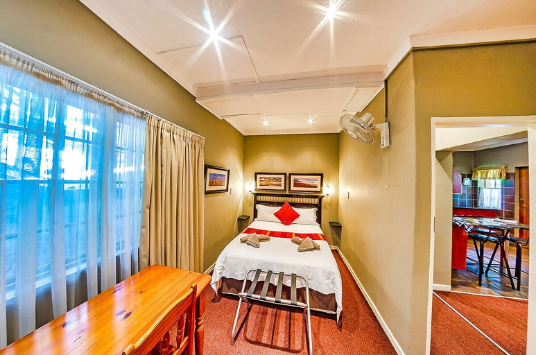 Bedroom 3, Amper Bo Guesthouse, City of Tshwane