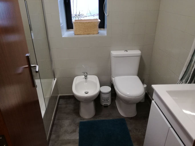 Bathroom 4, Casa de Paulus, Terras de Bouro