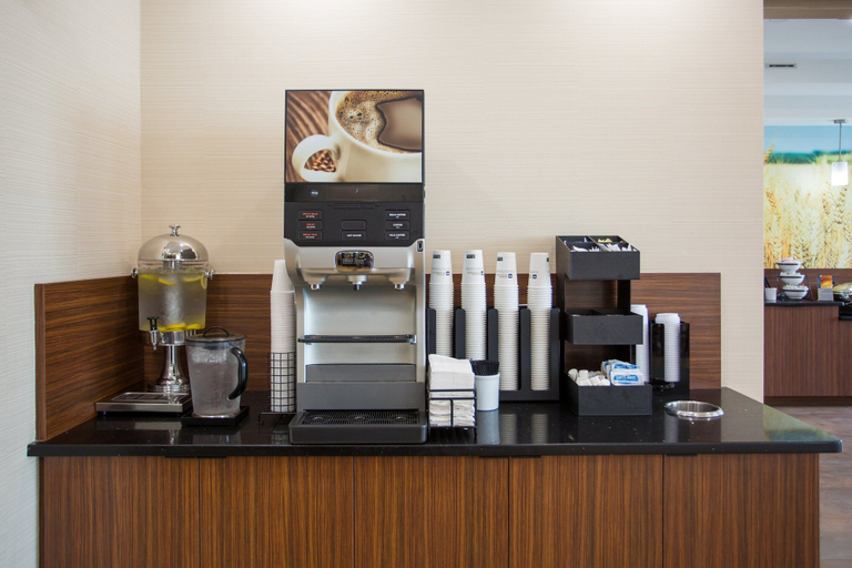 Food & Drinks 5, Best Western Plus North Shore Hotel, Essex