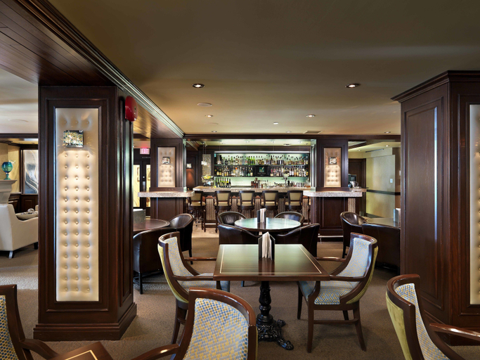 Food & Drinks 5, Chateau Victoria Hotel and Suites, Capital