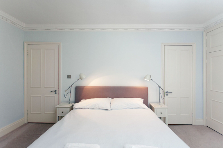 Bedroom 2, South Kensington Britain's Great Museums, London