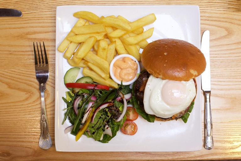 Food & Drinks 5, Globe Inn, Staffordshire