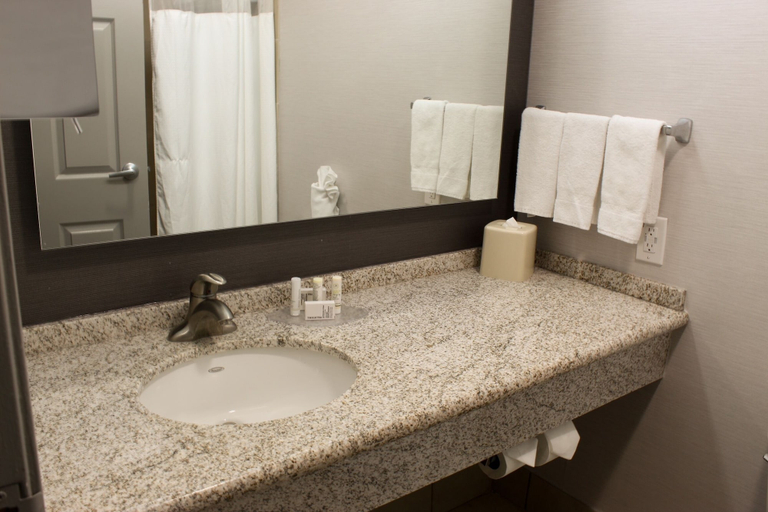 Bathroom 5, Courtyard by Marriott Santa Fe, Santa Fe