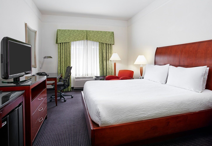 Bedroom 3, Hilton Garden Inn Rockville-Gaithersburg, Montgomery