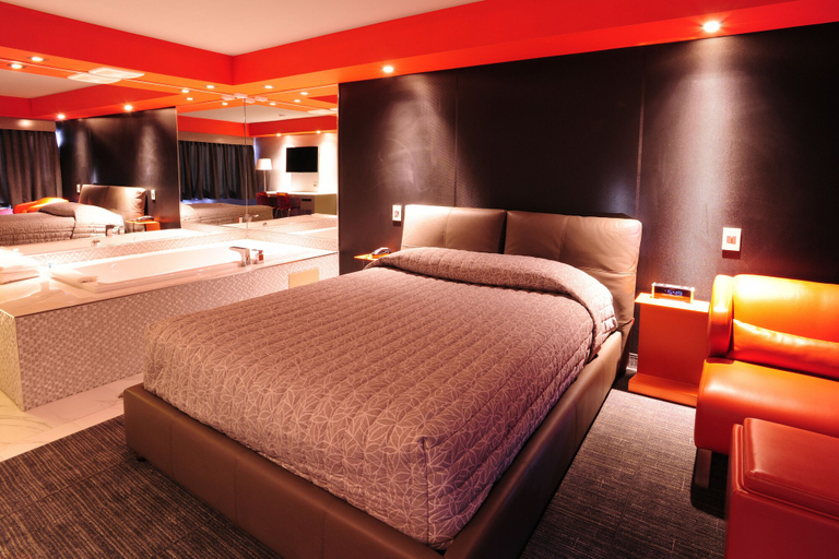 Bedroom 3, Le Chabrol Hotel & Suites, Montréal