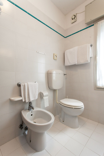 Bathroom 3, Residence Marina, Venezia
