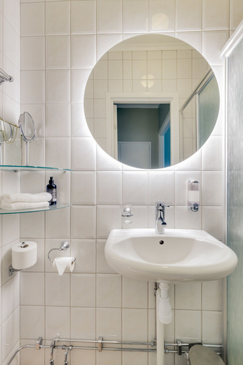 Bathroom 4, Grand Hotel Jonkoping, BW Signature Collection, Jönköping