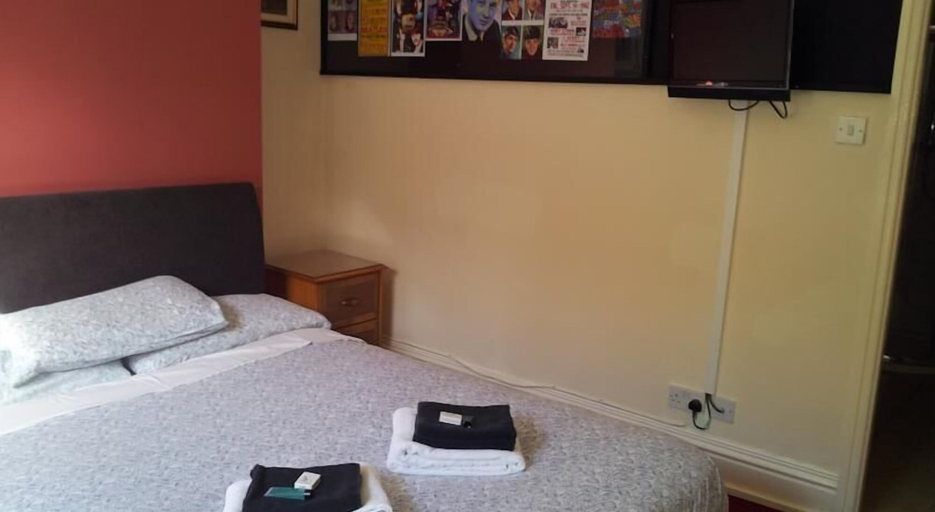 Bedroom 2, Stanley Park Hotel, Sefton
