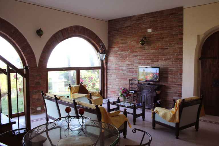 Others 4, Beautiful Private Villa for 10 People with Private Pool, WIFI, TV, Pets Allowed and Parking, Arezzo