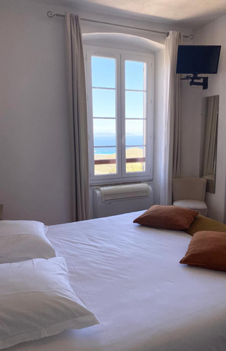 Bedroom 2, U Sant Agnellu, Haute-Corse