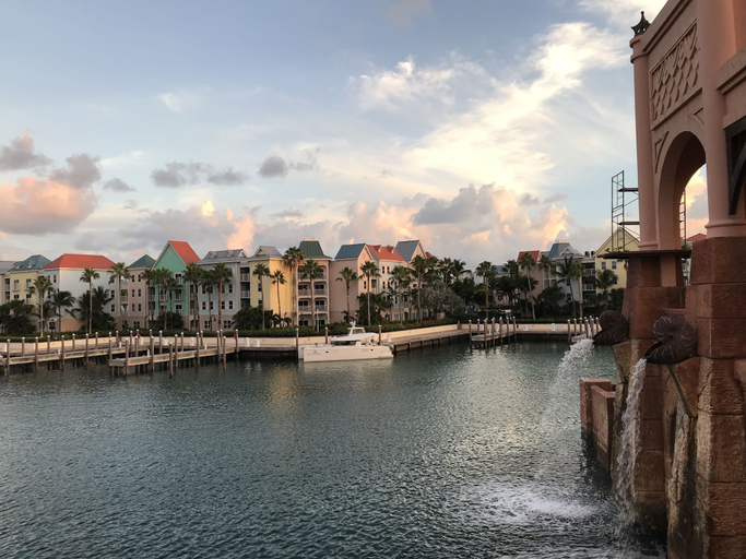 Exterior & Views 2, Harborside