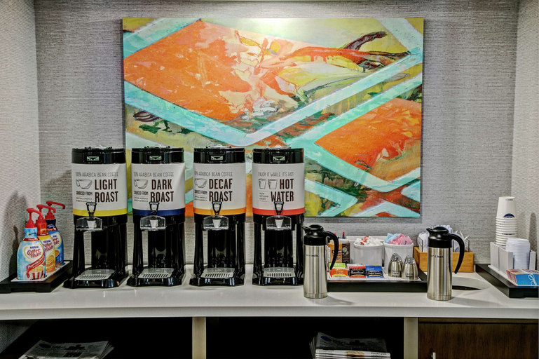 Food & Drinks 4, Hampton Inn New Albany Louisville West, Floyd