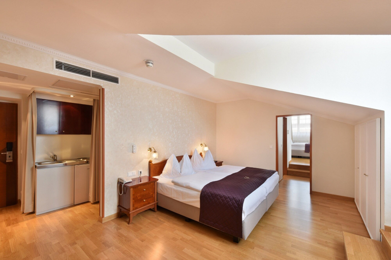 Bedroom 3, Hotel Am Schubertring, Wien