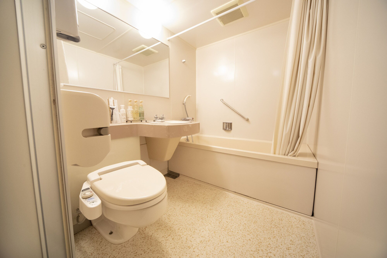 Bathroom 5, The Grandeur Hotel, Kawasaki