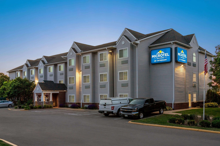 Exterior & Views 2, Microtel Inn & Suites by Wyndham Inver Grove Heights/Minneap, Dakota
