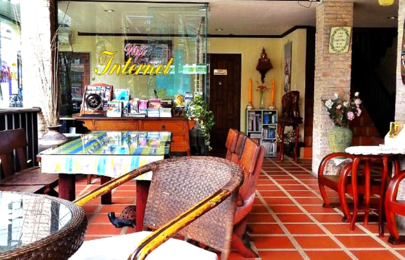 Food & Drinks 5, Andaman House, Pulau Phuket