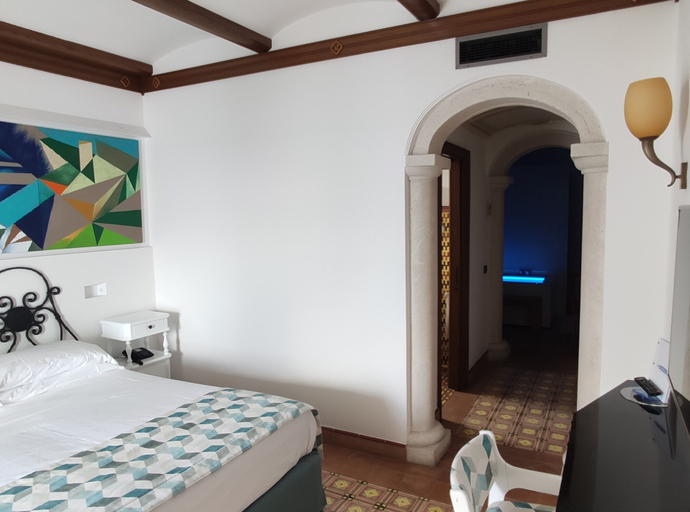 Bedroom 3, Taverna del Capitano, Napoli