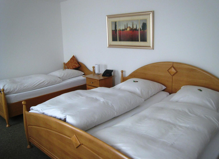 Bedroom 3, Rixbecker Alpen Hotel Koch, Soest